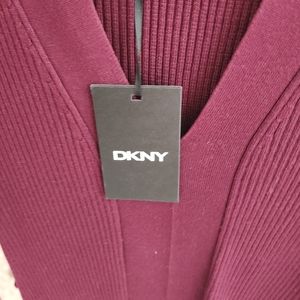 DKNY fitted knee length dress in Medium- Missing Belt